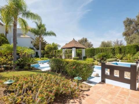 Luxury Apartamento En Rio Real Marbella Exterior foto